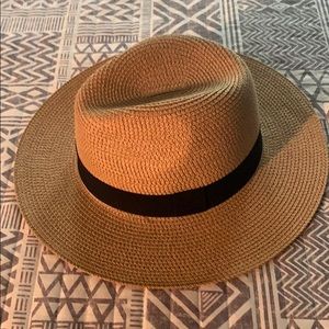 Meet your Posher, Lana